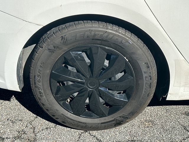 Used 2020 Kia Forte Sedan image 14