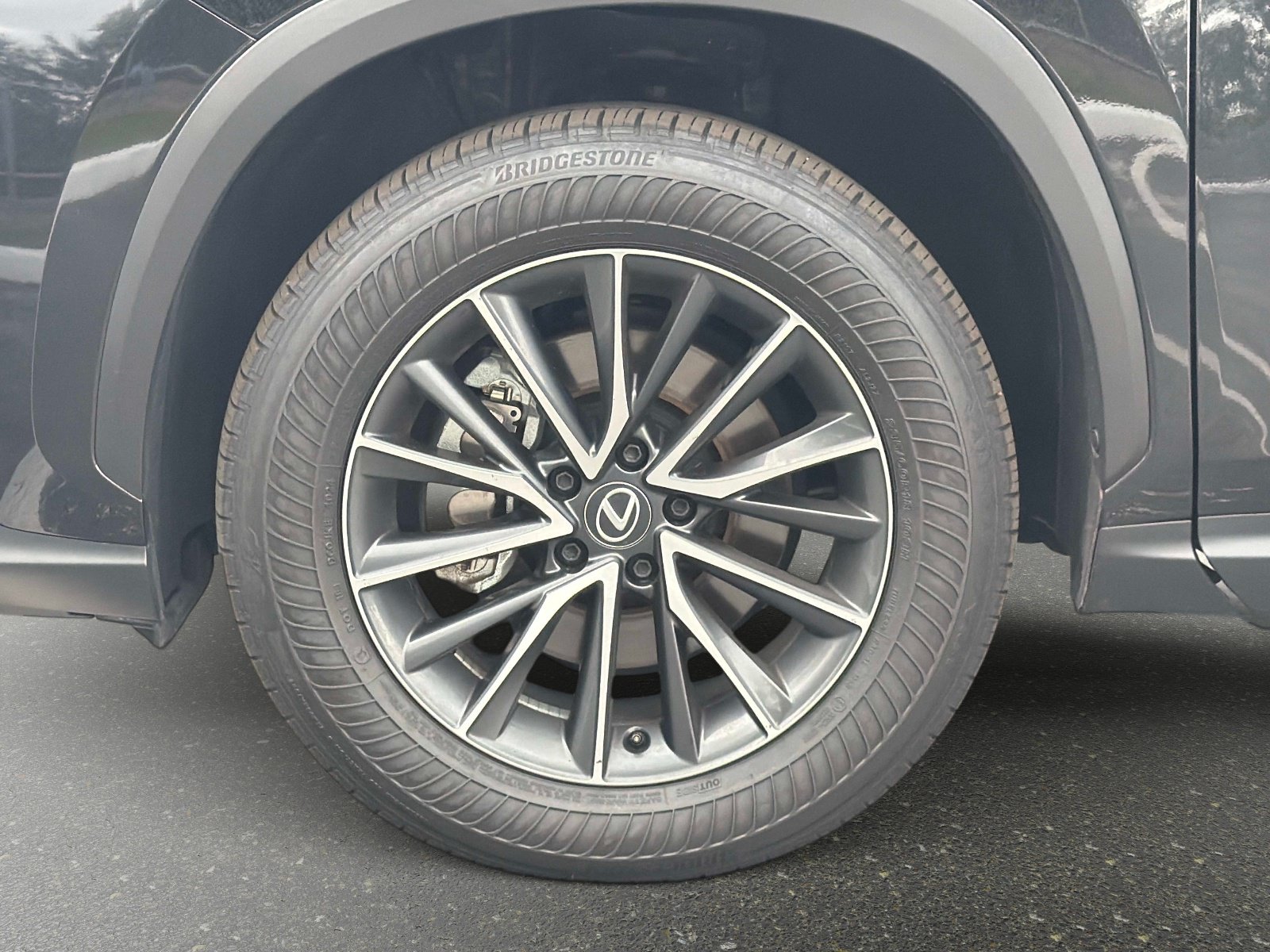 Used 2025 Lexus NX 250 FWD w/ Towing Package (2000 Lbs) image 11