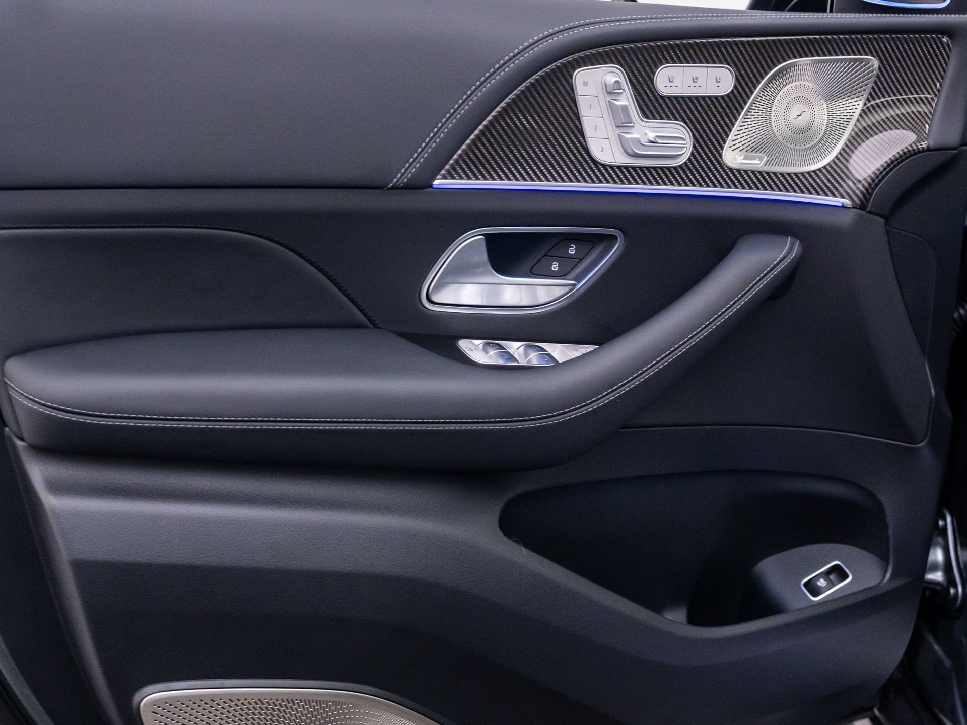 New 2026 Mercedes-Benz GLS 63 AMG 4MATIC image 14