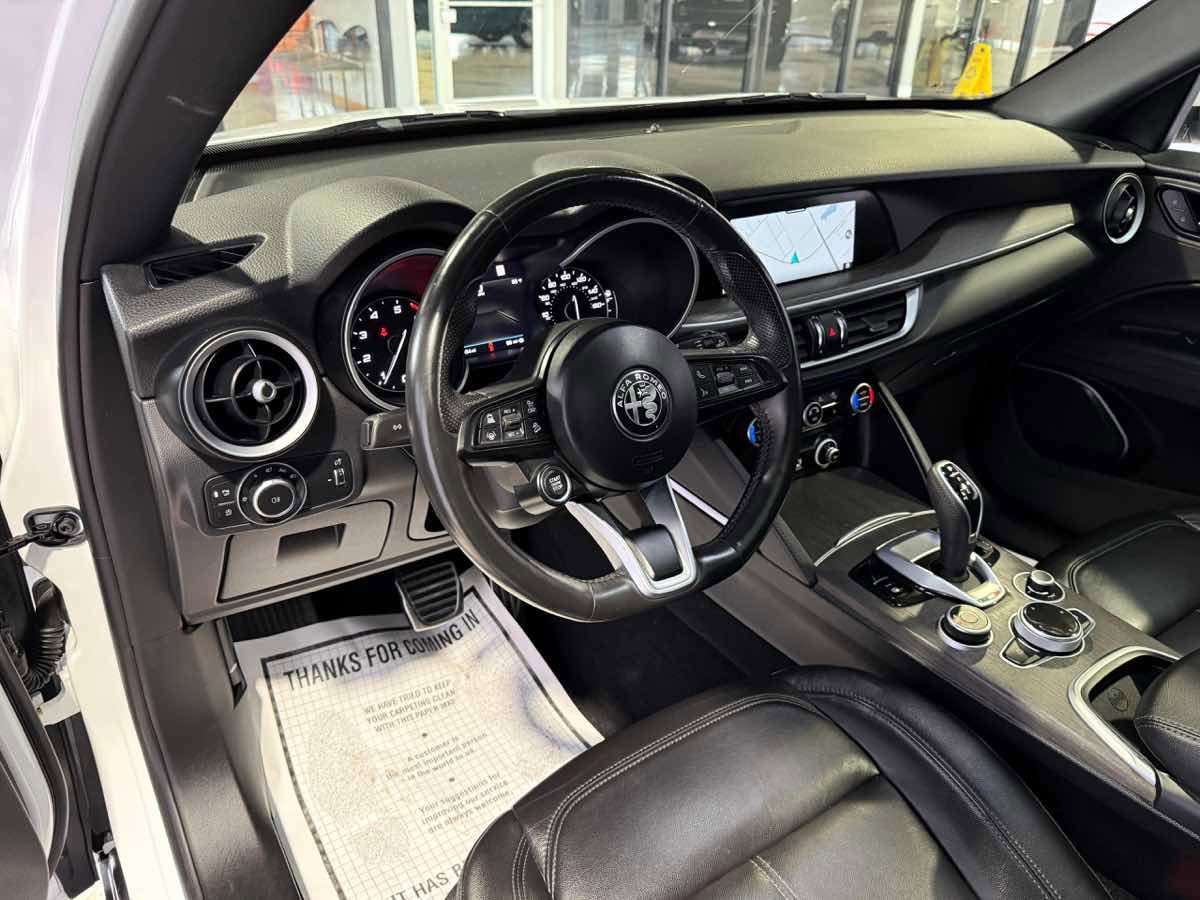Used 2022 Alfa Romeo Stelvio Ti w/ Active Assist Plus Package image 18