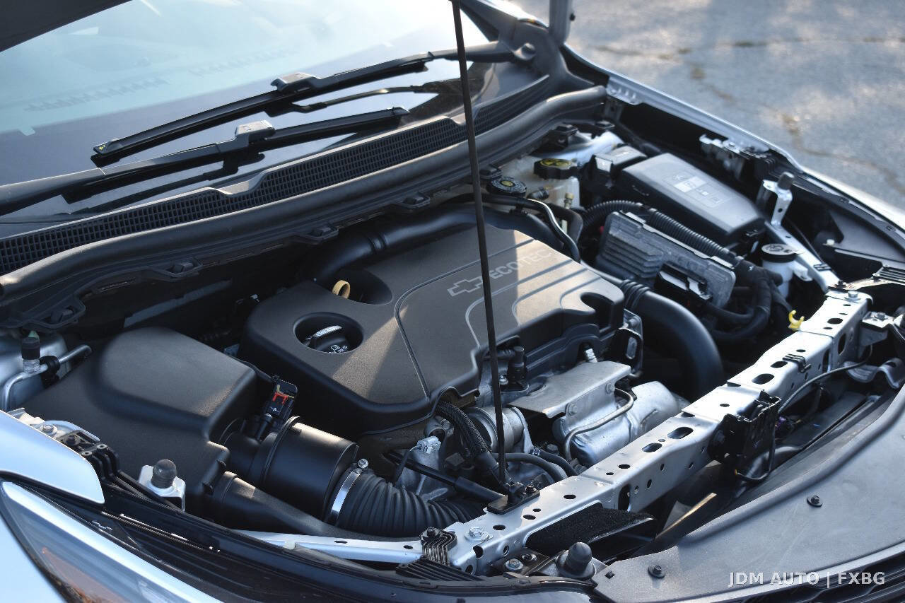 Used 2017 Chevrolet Cruze LT w/ Convenience Package image 33