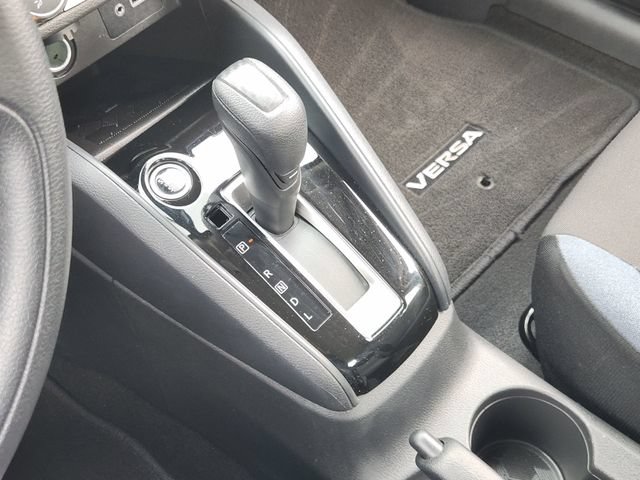 Used 2025 Nissan Versa SV FWD image 16