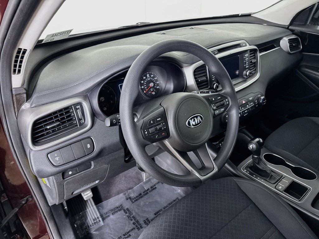 Used 2018 Kia Sorento FWD image 9