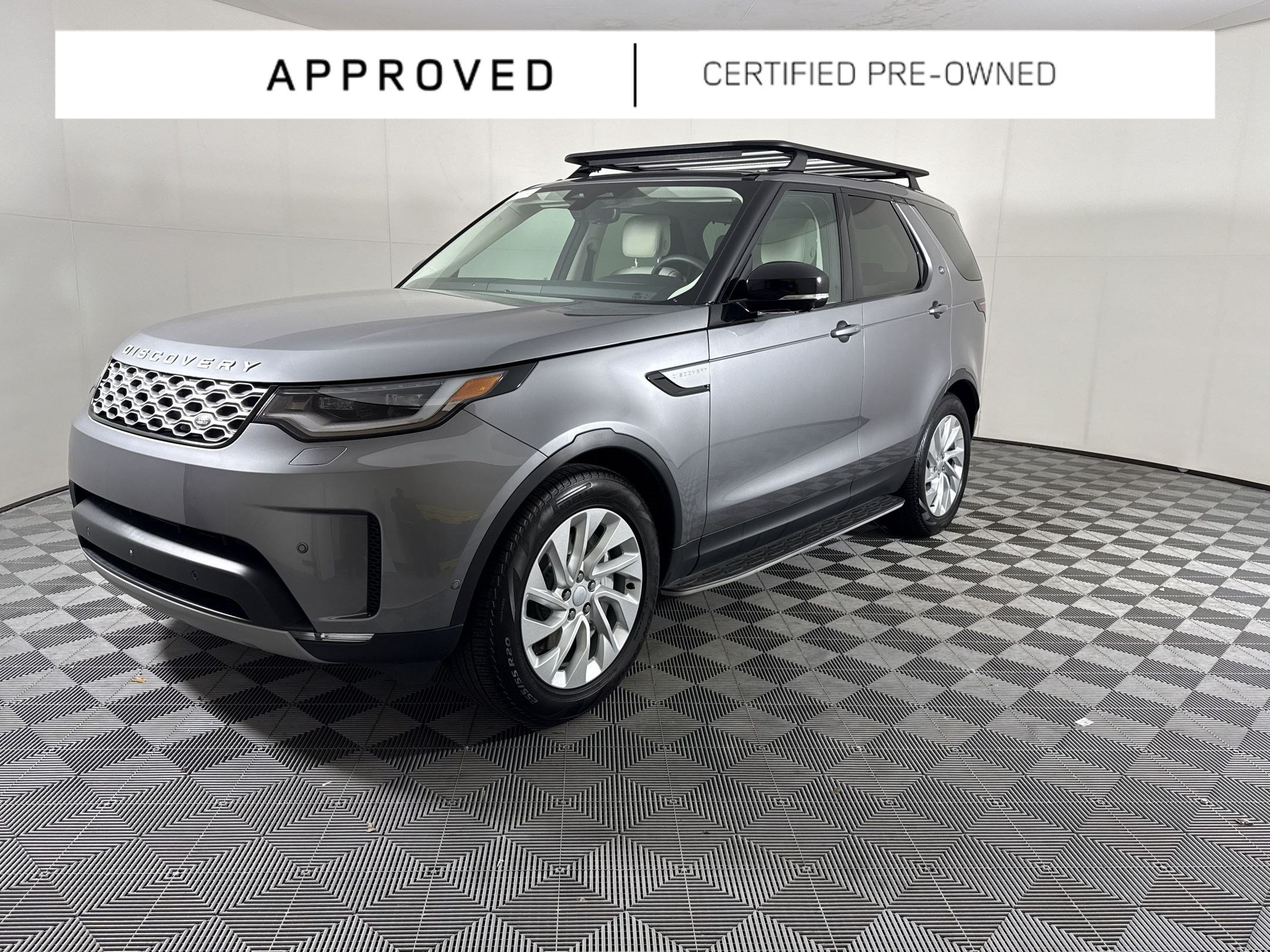 Used 2025 Land Rover Discovery S AWD/4WD video 1
