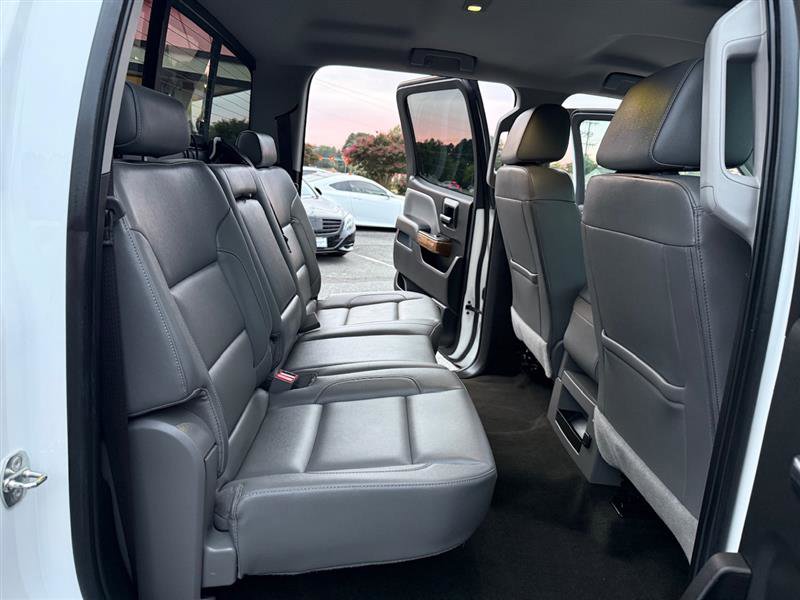 Used 2017 Chevrolet Silverado 3500 LTZ w/ Duramax Plus Package image 18