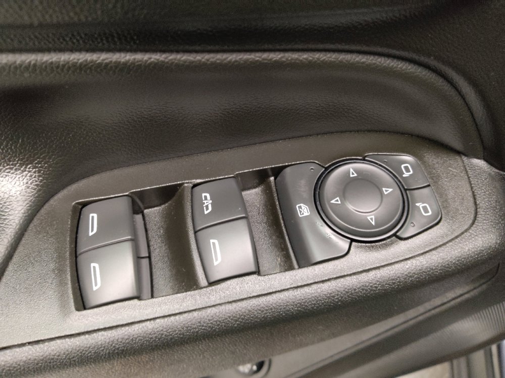 Used 2023 Chevrolet Equinox LT image 27