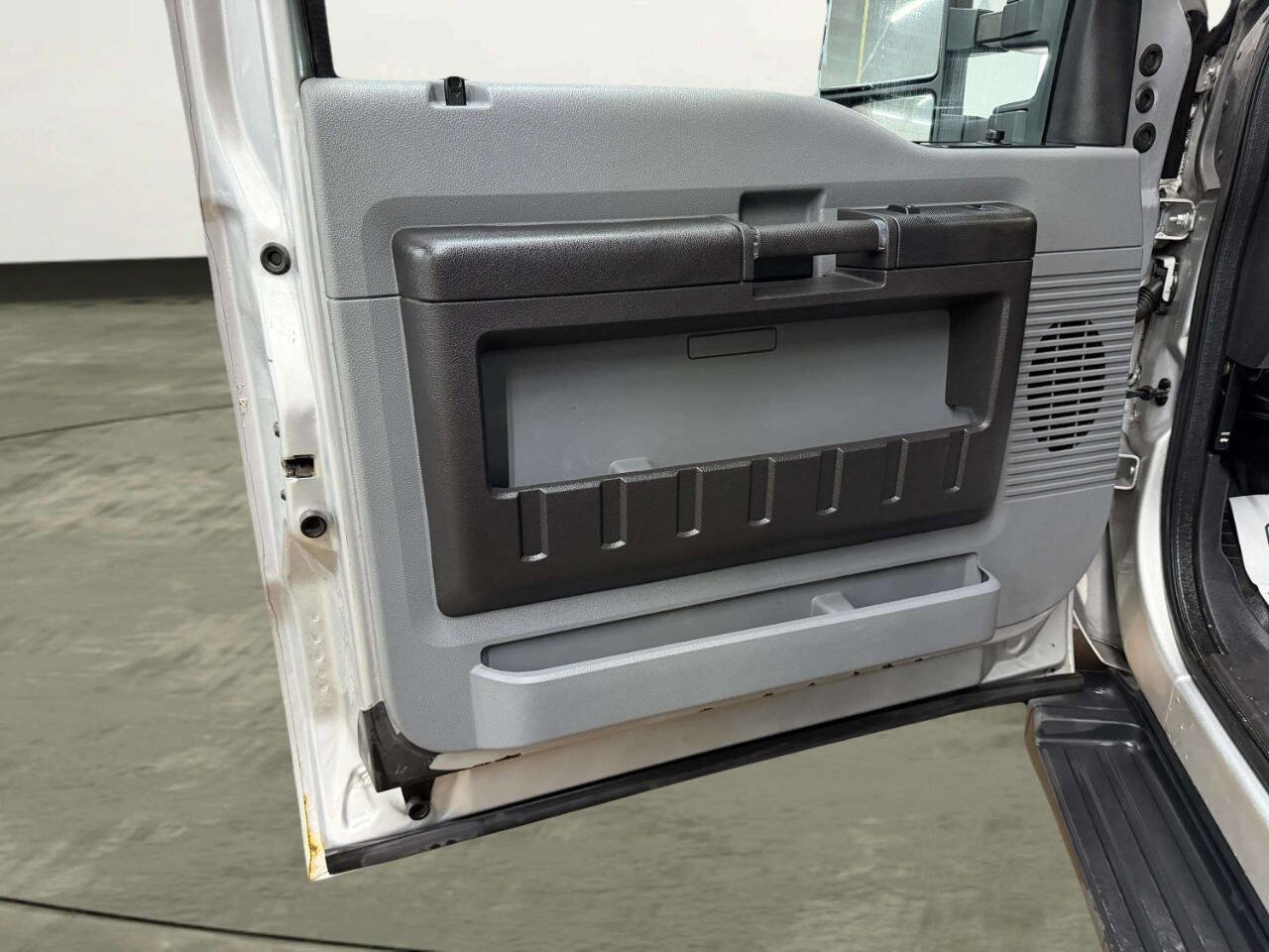 Used 2015 Ford F250 XL w/ XL Appearance Package image 11