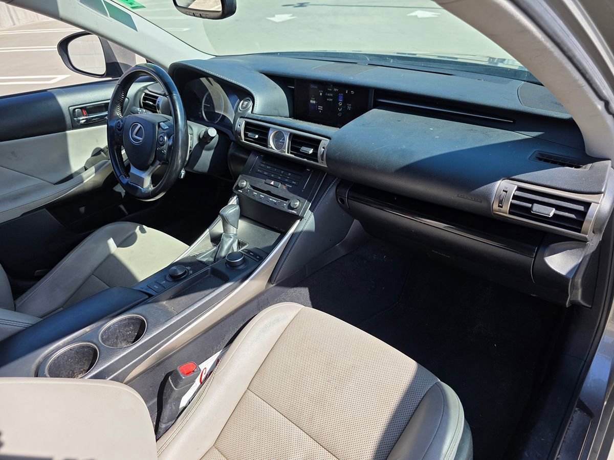 Used 2016 Lexus IS 200t RWD image 8