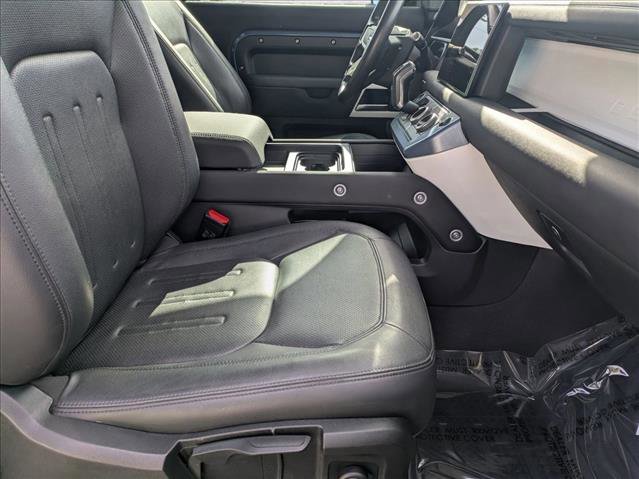 Used 2022 Land Rover Defender 90 S image 19