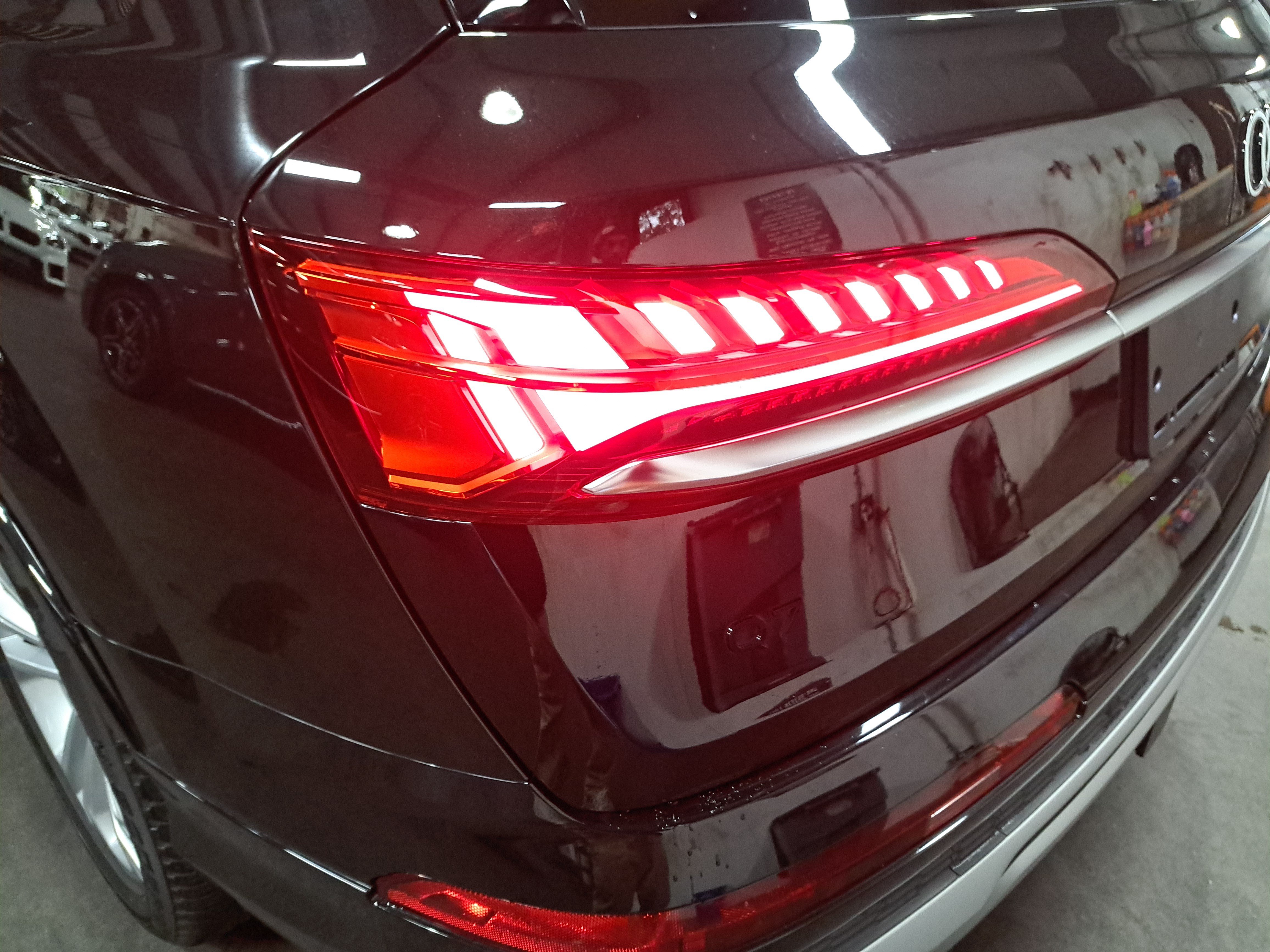 Used 2025 Audi Q7 3.0T Prestige AWD/4WD image 35