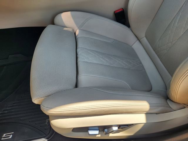 Used 2021 BMW 530i RWD image 23