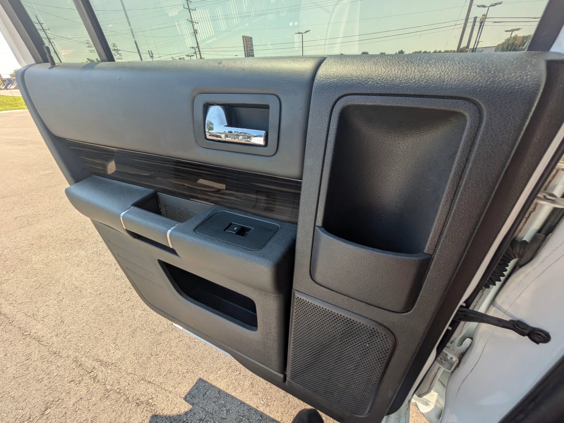 Used 2016 Ford Flex SEL w/ Equipment Group 202A FWD image 34
