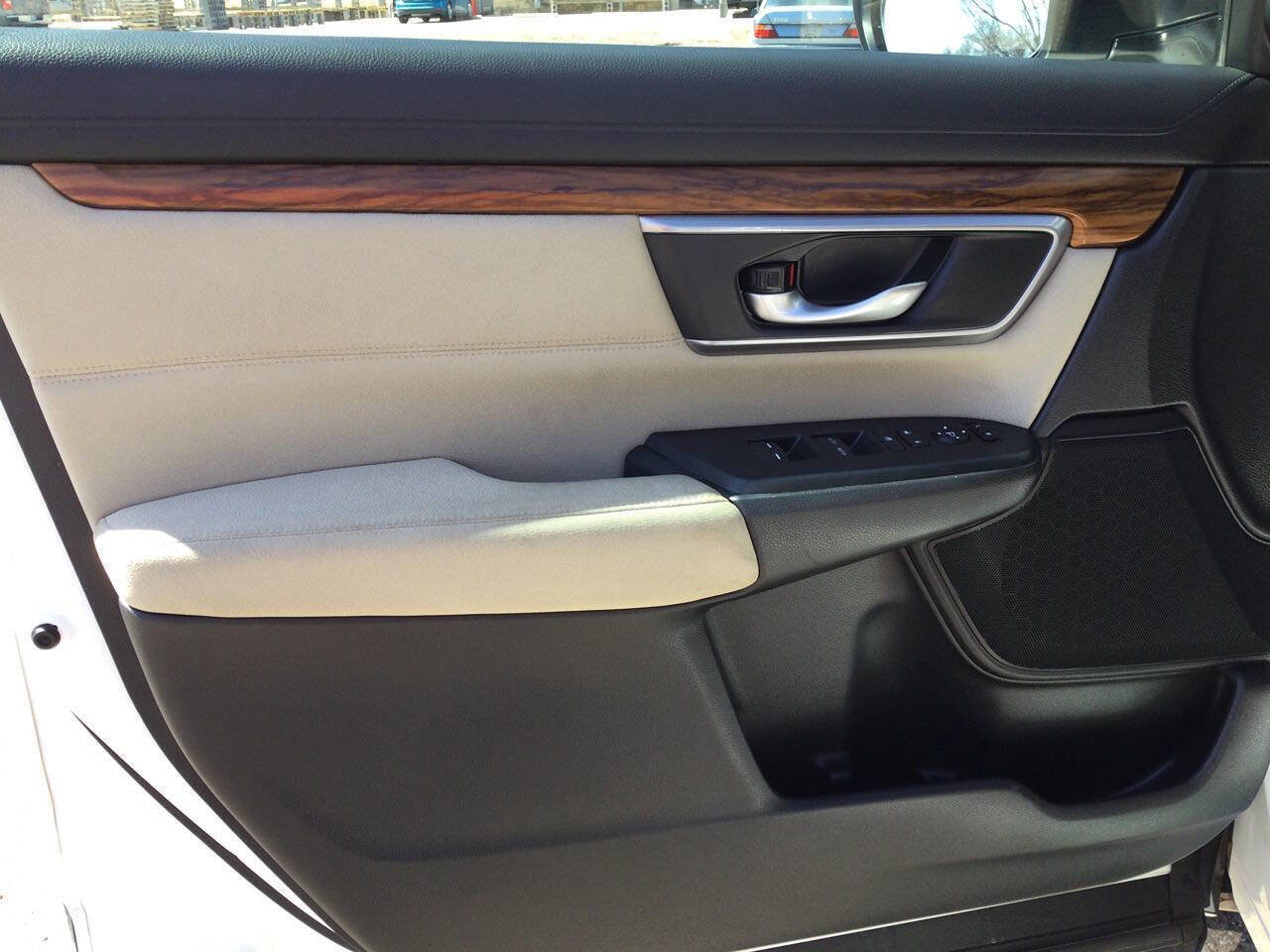 Used 2018 Honda CR-V EX image 26