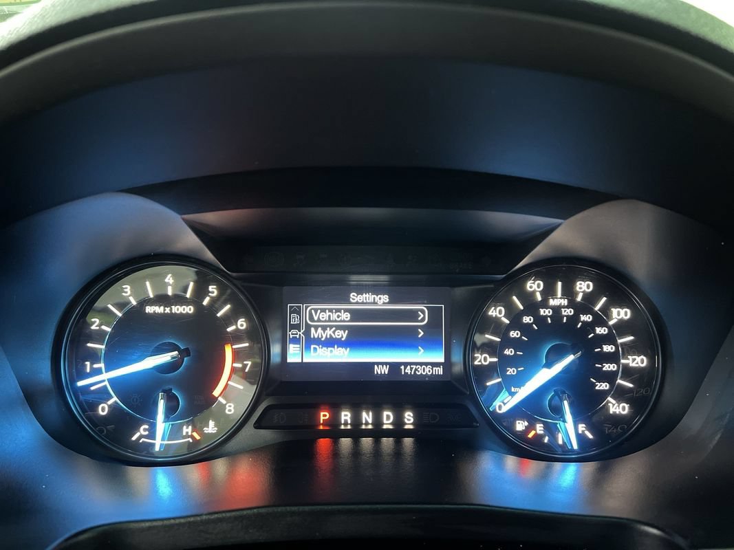 Used 2016 Ford Explorer XLT AWD/4WD image 19