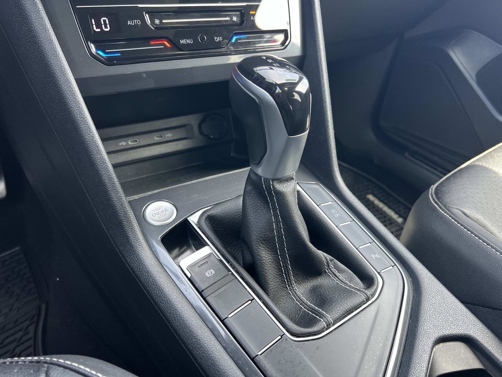 Certified 2023 Volkswagen Tiguan SE R-Line image 16