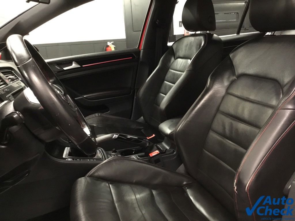 Used 2015 Volkswagen GTI SE w/ Lighting Package (SEL) FWD image 24