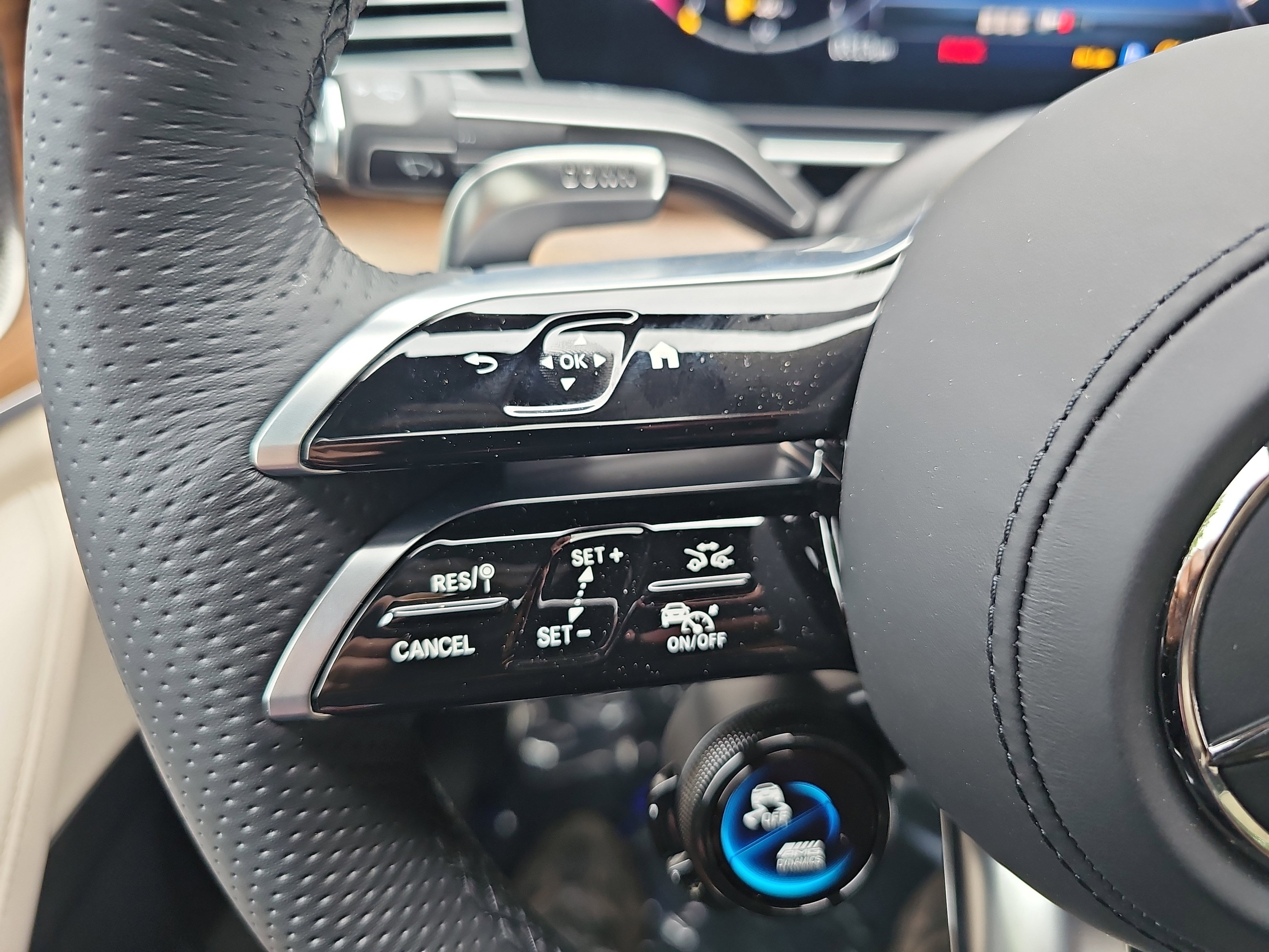 New 2026 Mercedes-Benz GLE 63 AMG S image 17
