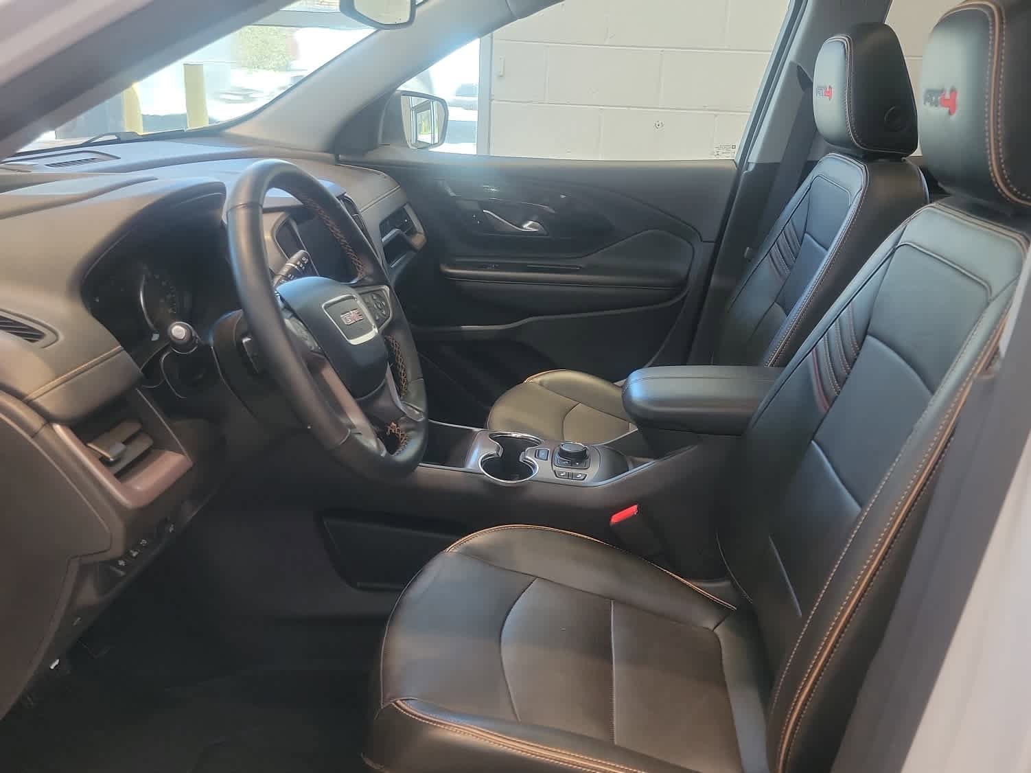 Used 2023 GMC Terrain AT4 w/ Tech Package AWD/4WD image 11