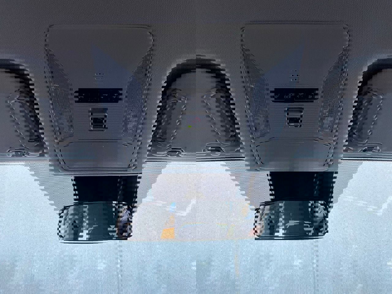 Used 2025 Toyota RAV4 XLE image 16