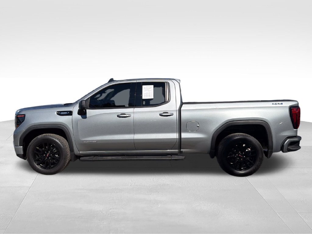 Used 2025 GMC Sierra 1500 Elevation AWD/4WD image 2
