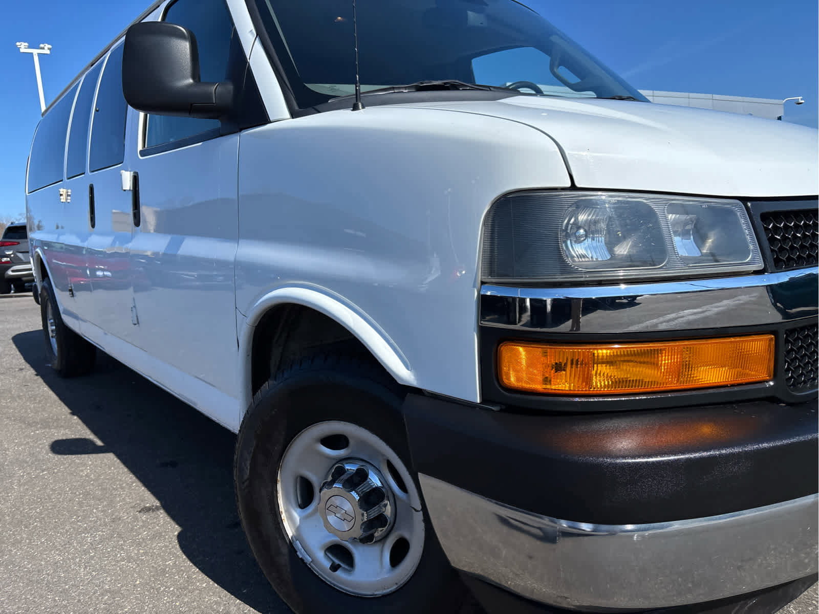 Used 2019 Chevrolet Express 3500 LT w/ LT Preferred Equipment Group image 21