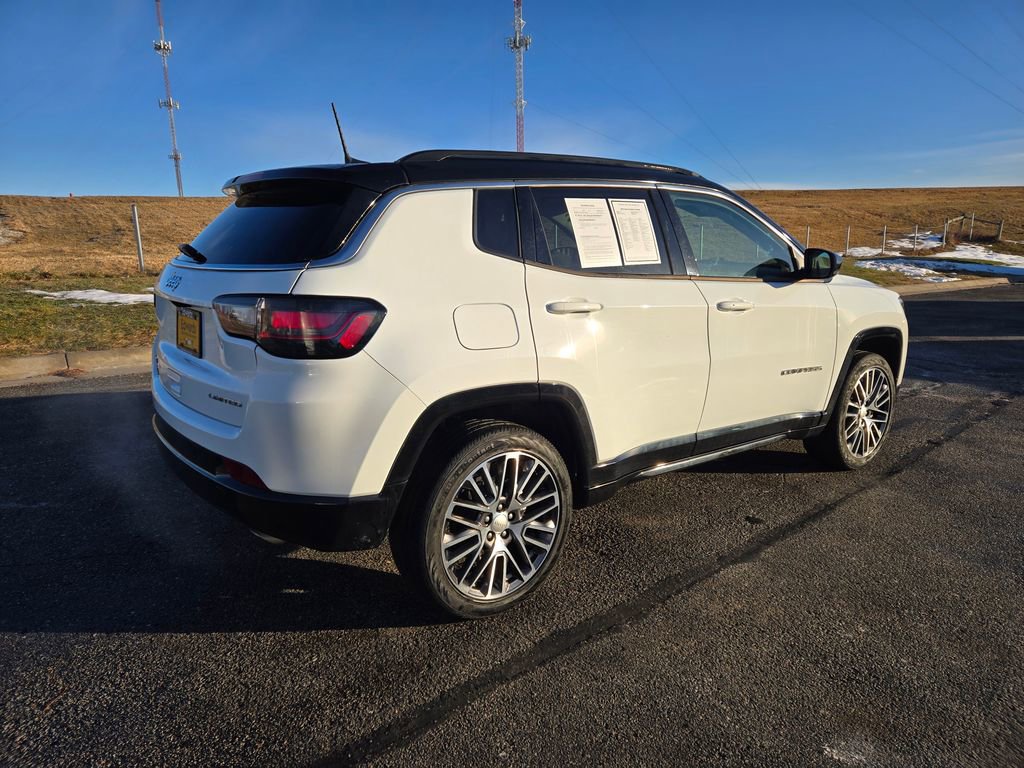 Used 2022 Jeep Compass Limited w/ Elite Group image 3