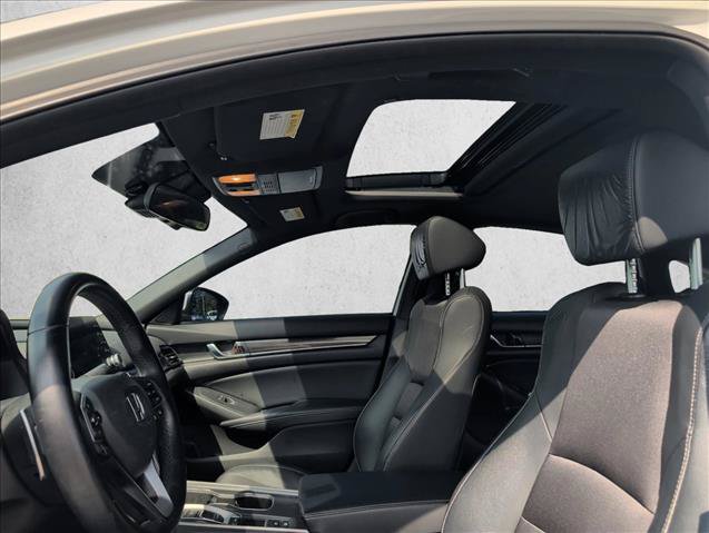 Used 2018 Honda Accord Sport image 11