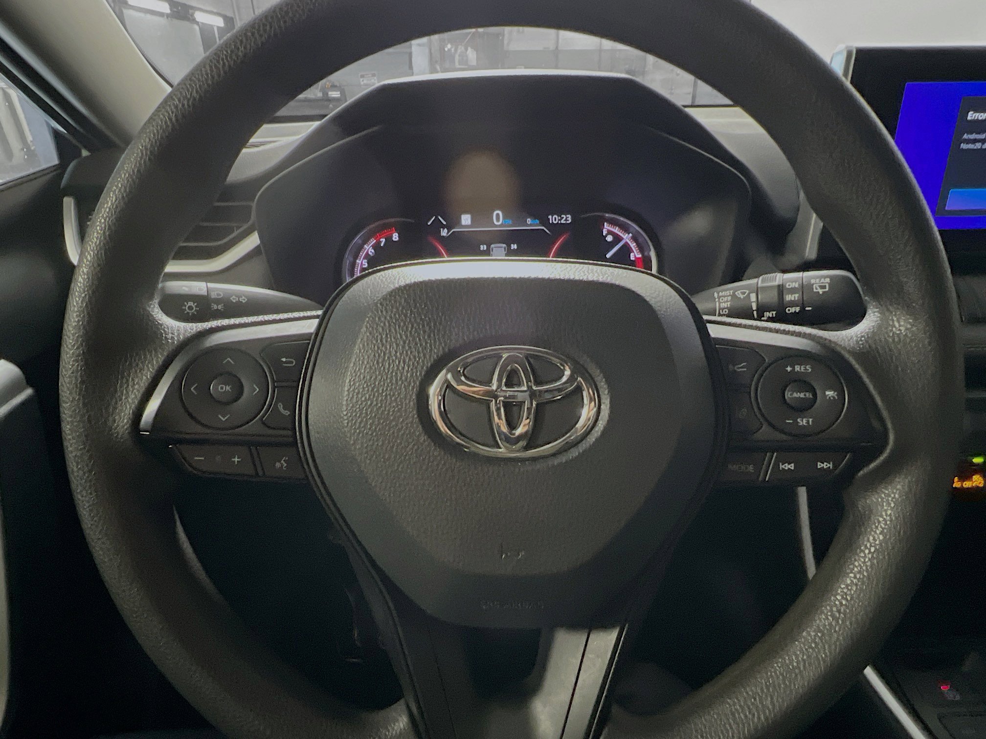 Used 2023 Toyota RAV4 XLE w/ Convenience Package image 18