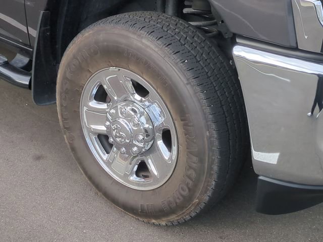 Used 2024 RAM 2500 Tradesman w/ Chrome Appearance Group AWD/4WD image 7