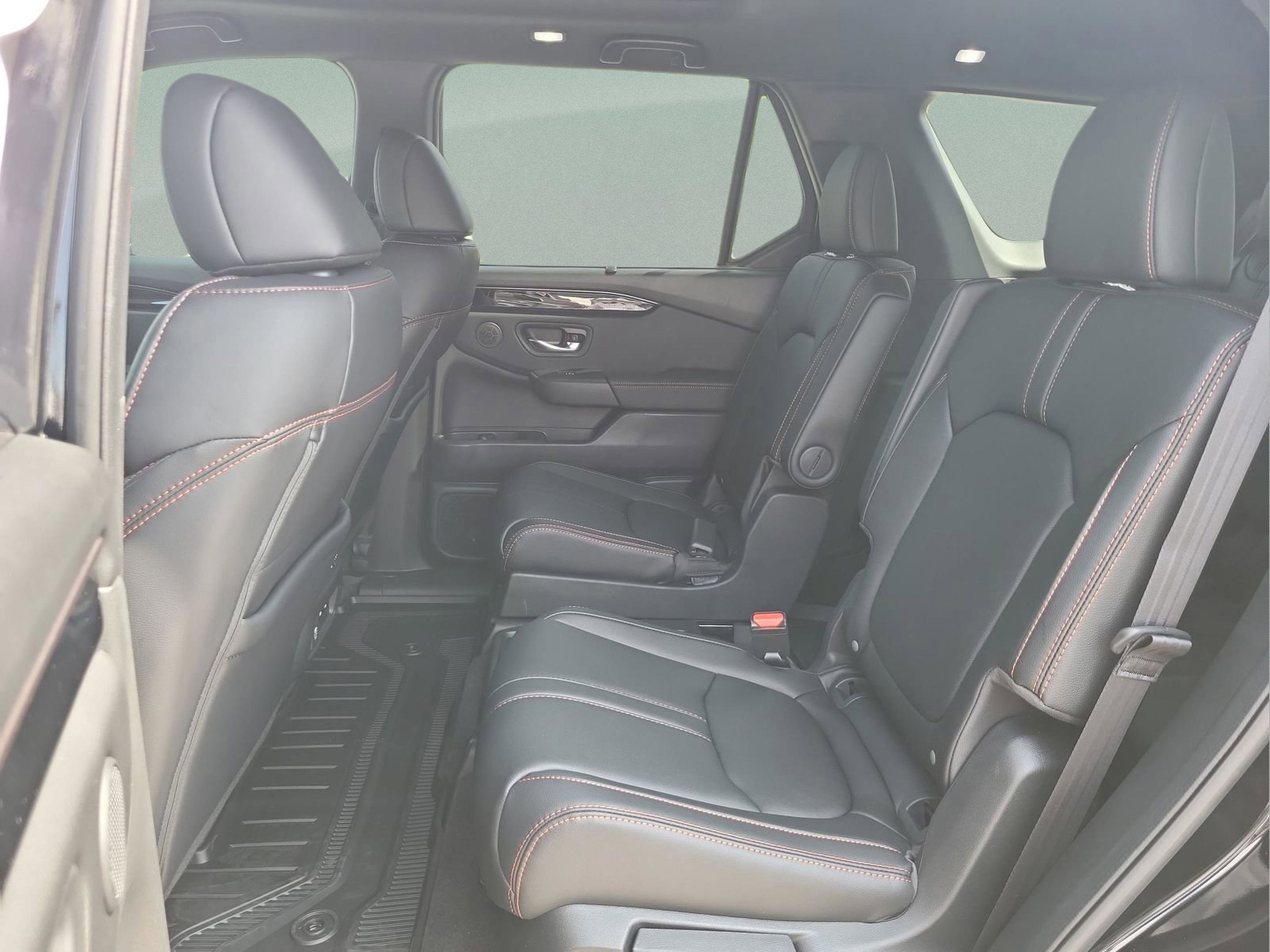 New 2026 Honda Pilot TrailSport image 17