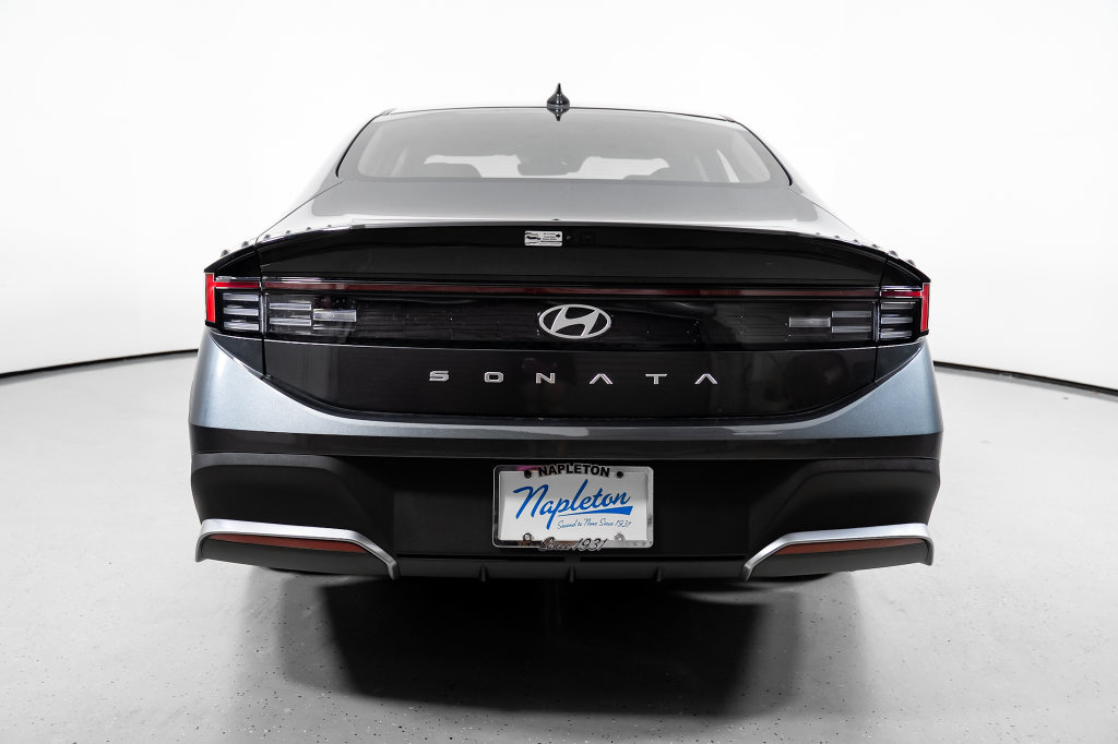 New 2026 Hyundai Sonata SE FWD image 9