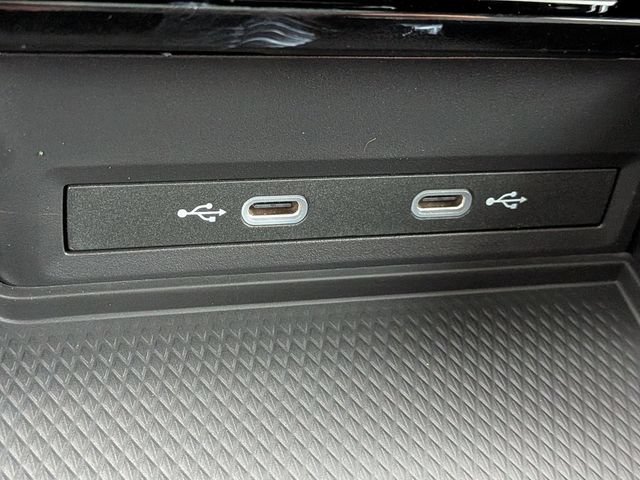 New 2026 Volkswagen Atlas SE FWD image 24