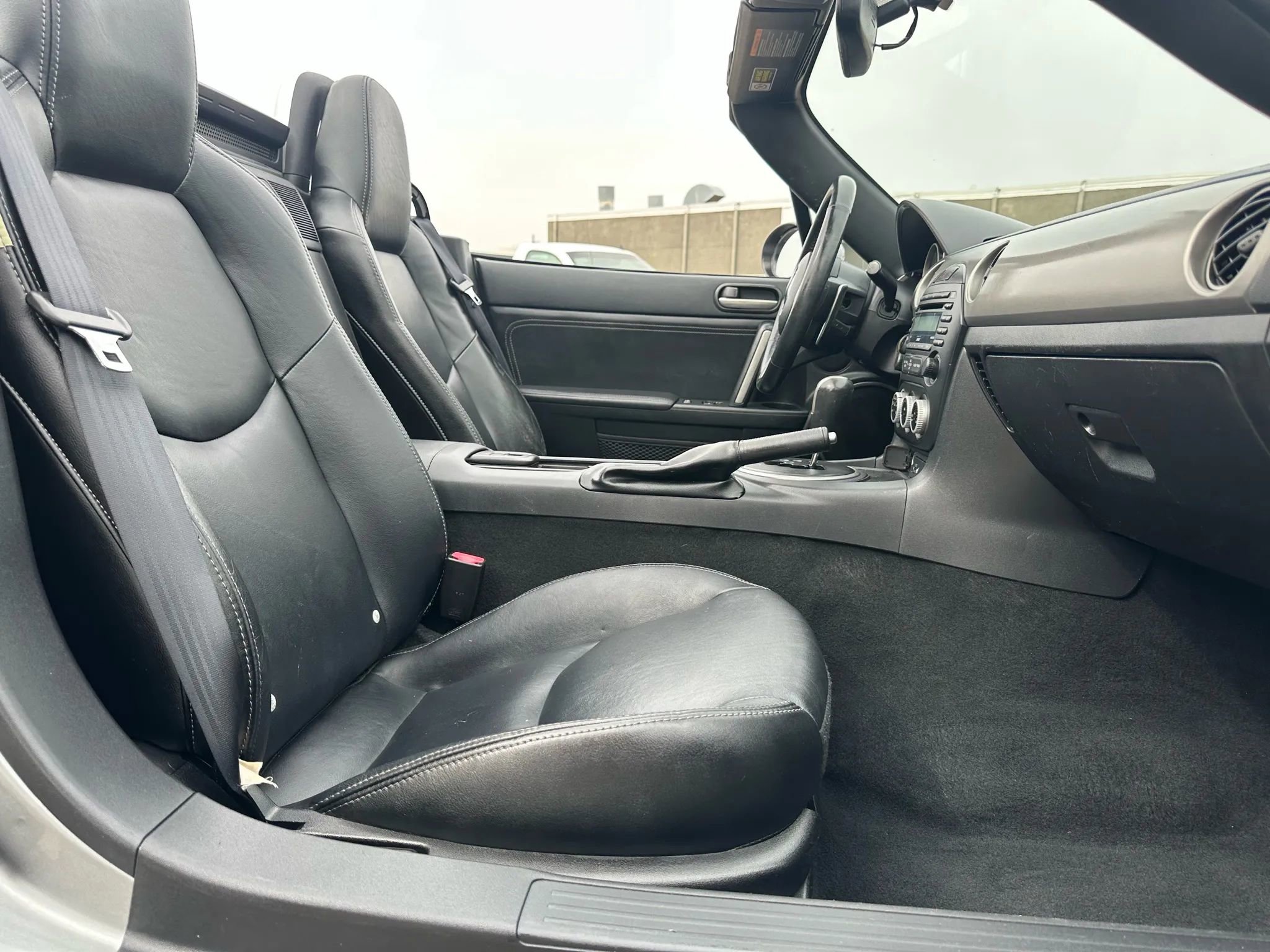 Used 2012 MAZDA MX-5 Miata Grand Touring w/ Premium Pkg image 18