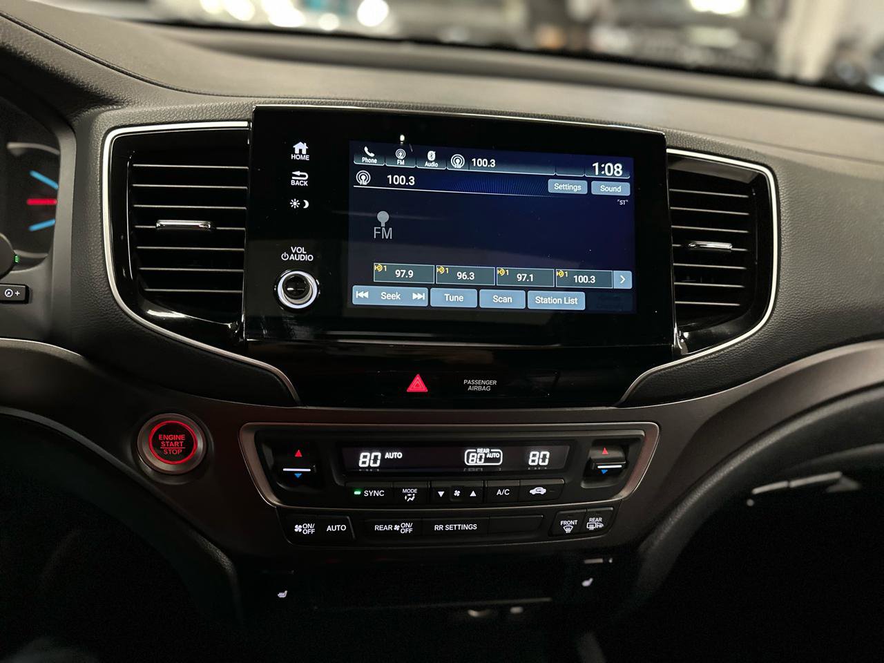 Used 2021 Honda Passport EX-L image 23