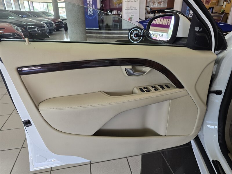 Used 2013 Volvo S80 T6 AWD/4WD image 8