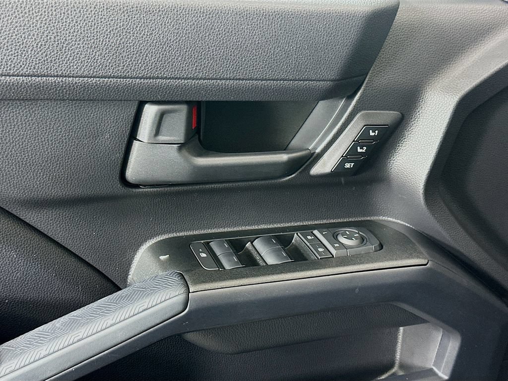 Certified 2025 Toyota 4Runner TRD Off-Road Premium AWD/4WD image 18