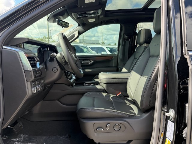 New 2027 GMC Yukon Denali w/ Denali Reserve Package AWD/4WD image 10