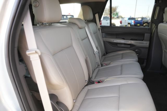 Used 2020 Ford Expedition XLT w/ Equipment Group 202A image 17