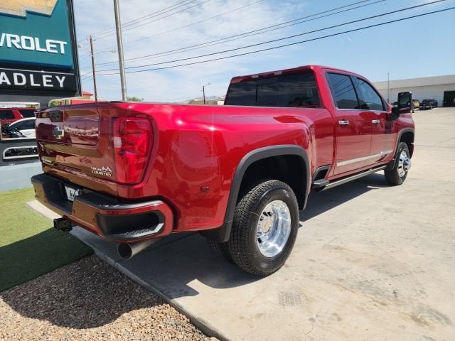 New 2026 Chevrolet Silverado 3500 High Country w/ Technology Package AWD/4WD image 4