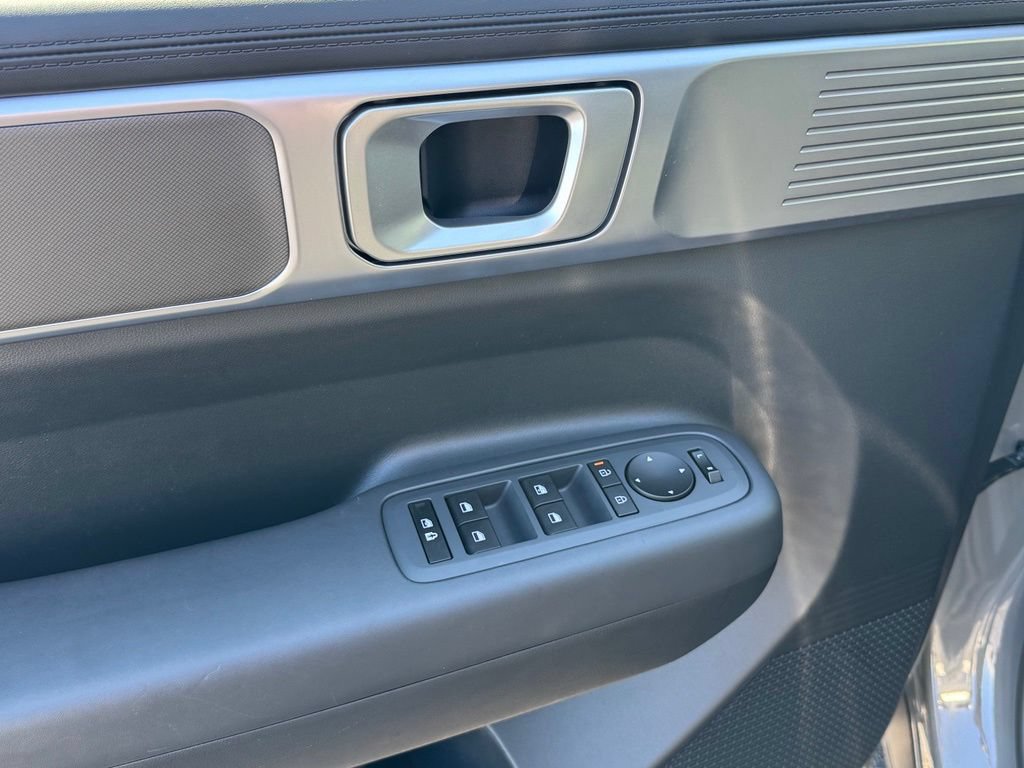 Certified 2026 Hyundai Santa Fe SE AWD/4WD image 45
