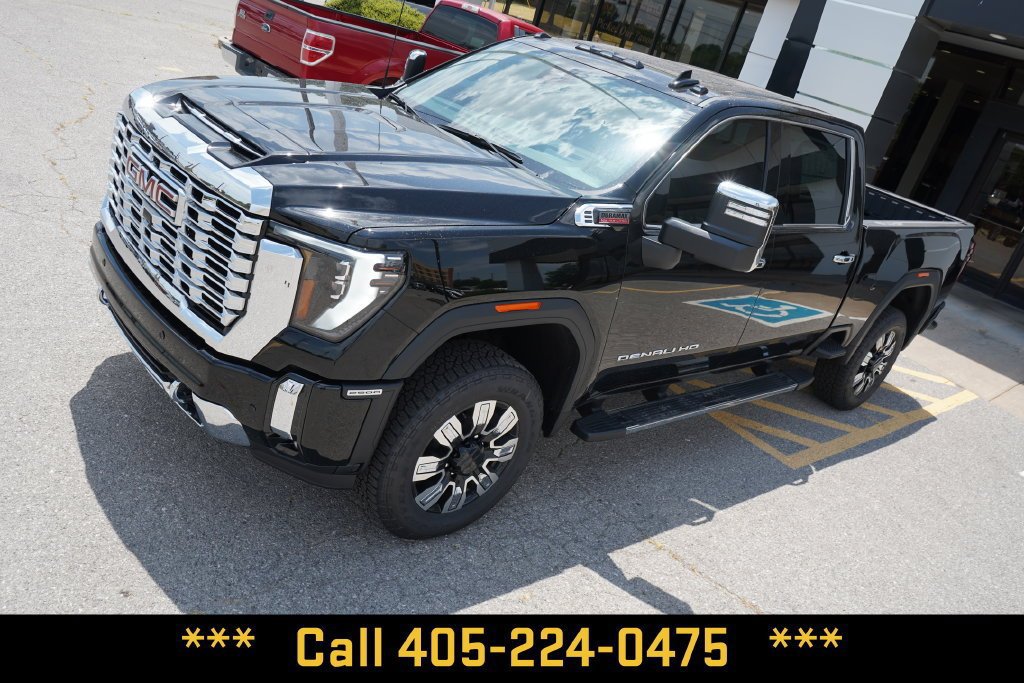 New 2026 GMC Sierra 2500 Denali w/ Denali Reserve Package AWD/4WD image 15