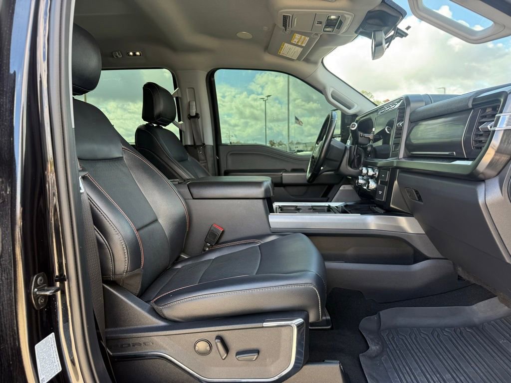 Used 2024 Ford F250 Lariat w/ Lariat Ultimate Package image 34