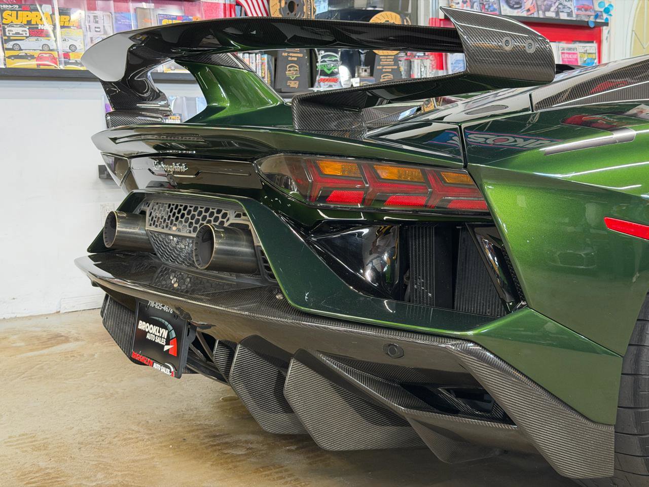 Used 2021 Lamborghini Aventador SVJ AWD/4WD image 30