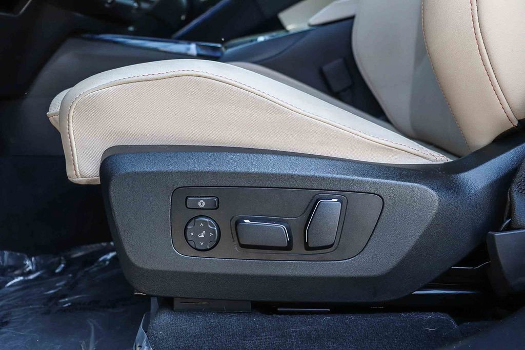 Used 2025 BMW X3 xDrive30i w/ Premium Package image 21