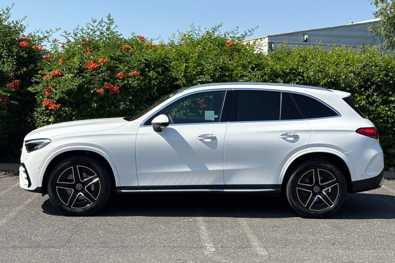 New 2026 Mercedes-Benz GLC 300 4MATIC image 6