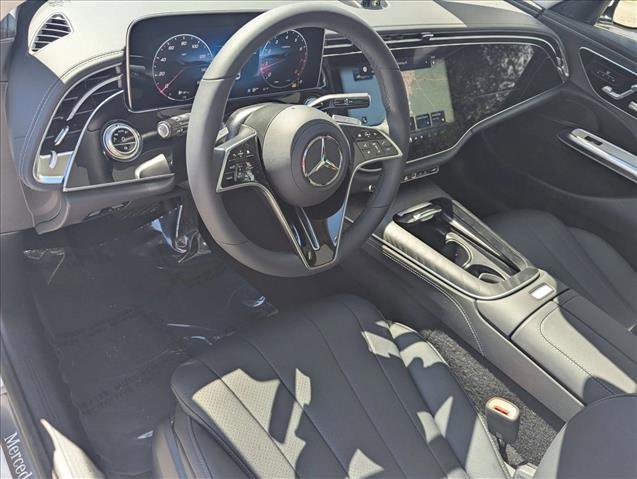 New 2026 Mercedes-Benz E 350 4MATIC Sedan video 3