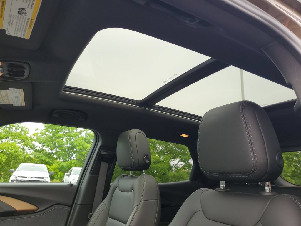 Used 2021 Chevrolet TrailBlazer ACTIV w/ Sun and Liftgate Package AWD/4WD image 7