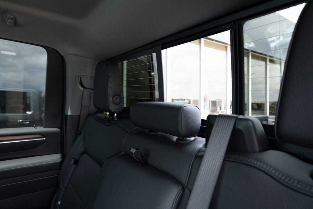 New 2026 GMC Sierra 2500 Denali w/ Technology Package AWD/4WD image 29