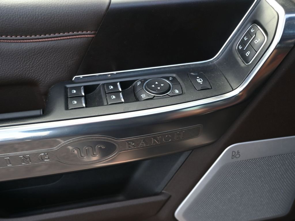 Used 2025 Ford F350 King Ranch w/ Chrome Package image 50