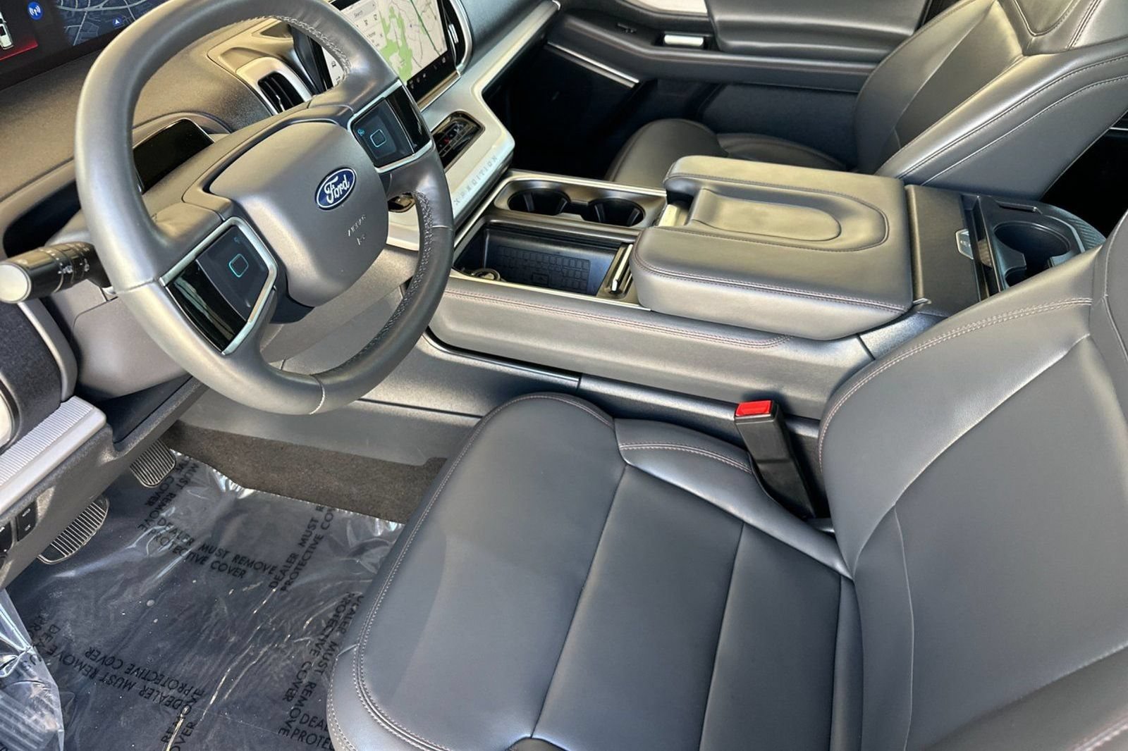Used 2025 Ford Expedition Active AWD/4WD image 10